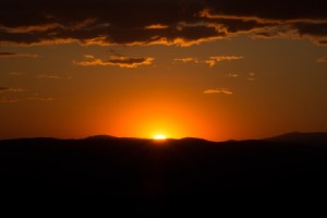 高龄劳动者工伤能不能赔？保障怎么做？